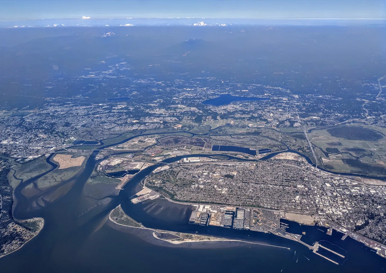 Aerial view of Everett and the Snohomish River delta